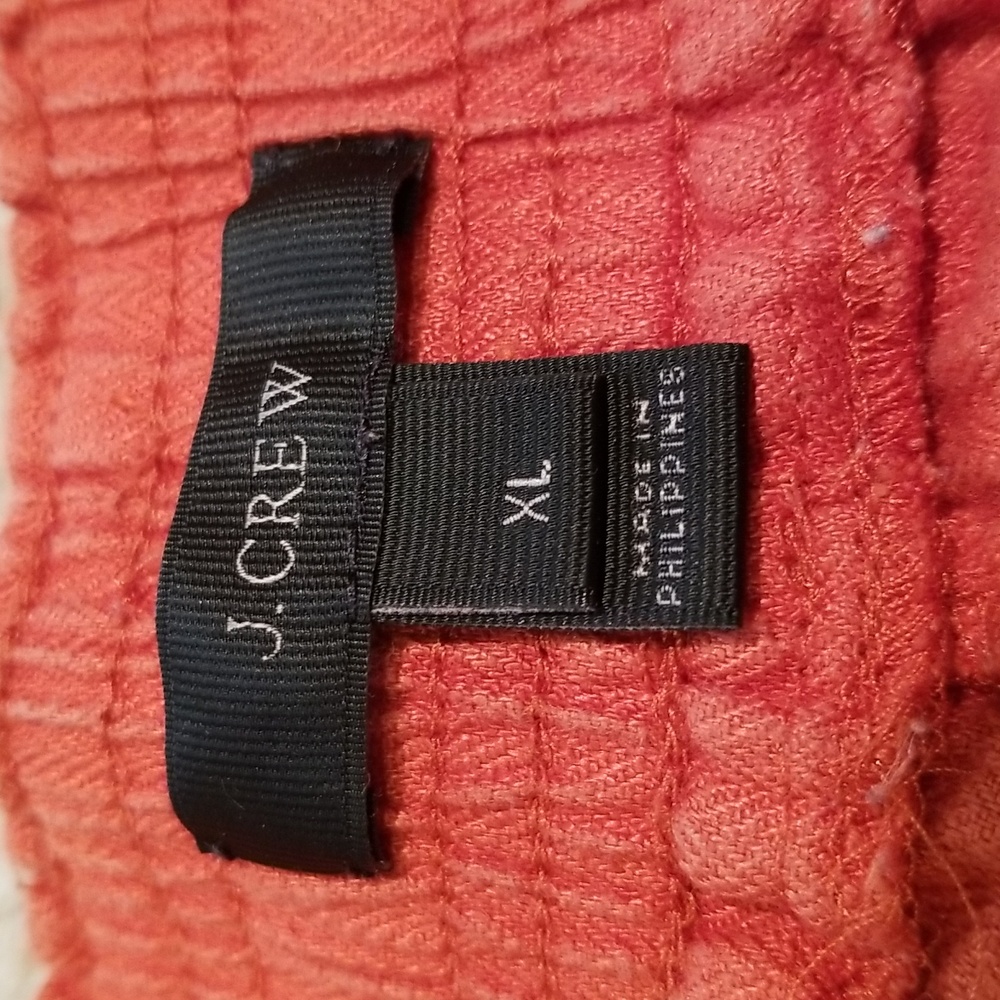 JCrew Coral Women's Shorts - Picture 2 of 3
